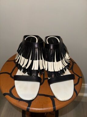 Proenza Schouler Black and White Fringed Sandal Quiet Luxury Size 38.5/8